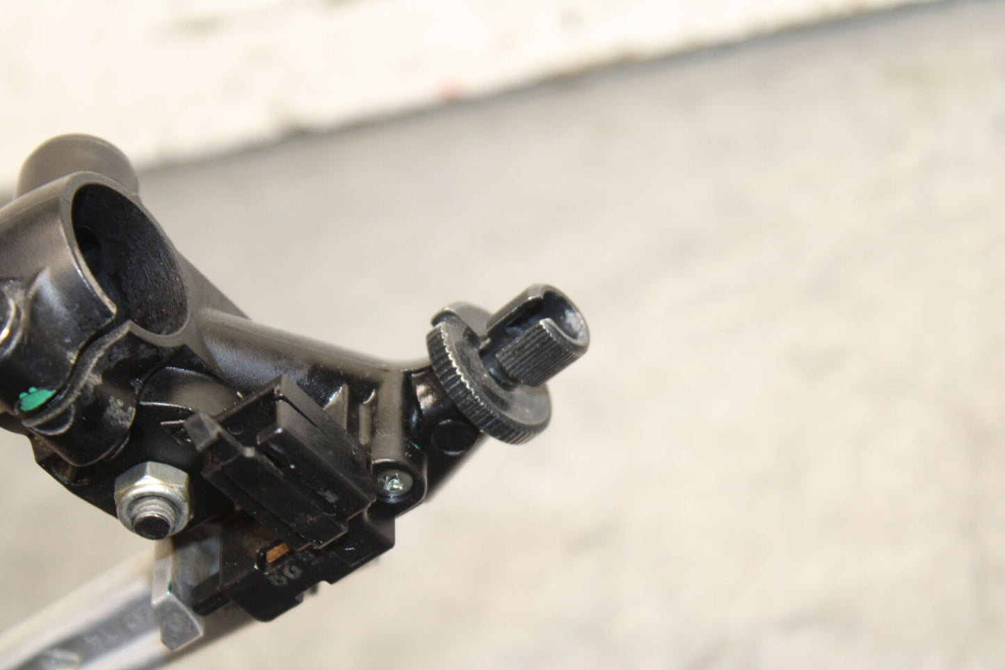 19-24 YAMAHA R3 CLUTCH PERCH MOUNT WITH LEVER BB736