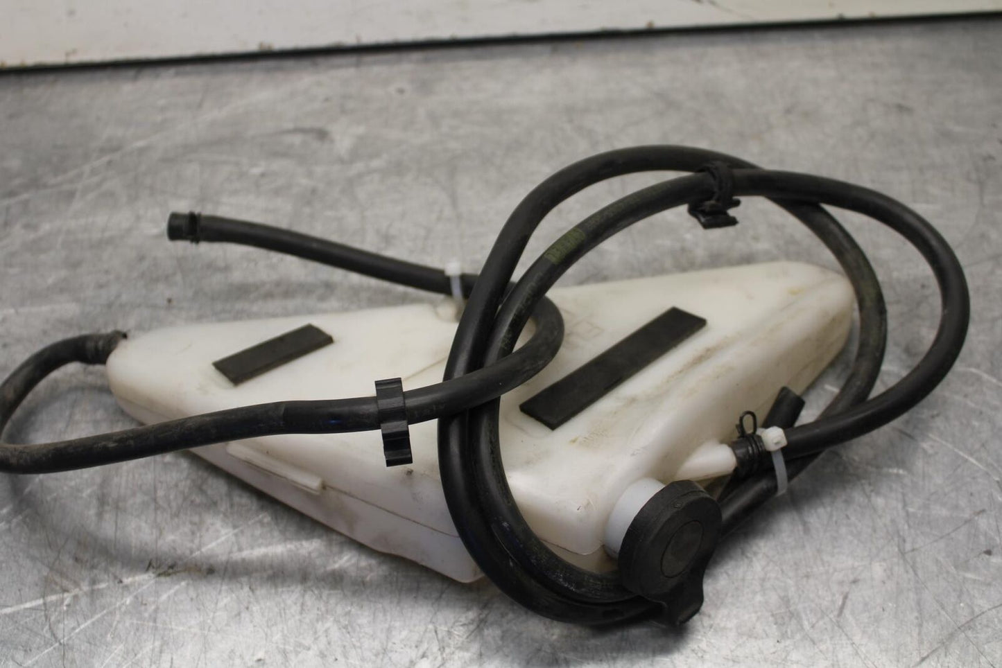 20-23 APRILIA RS660 COOLANT WATER TANK RESERVOIR BOTTLE BB611