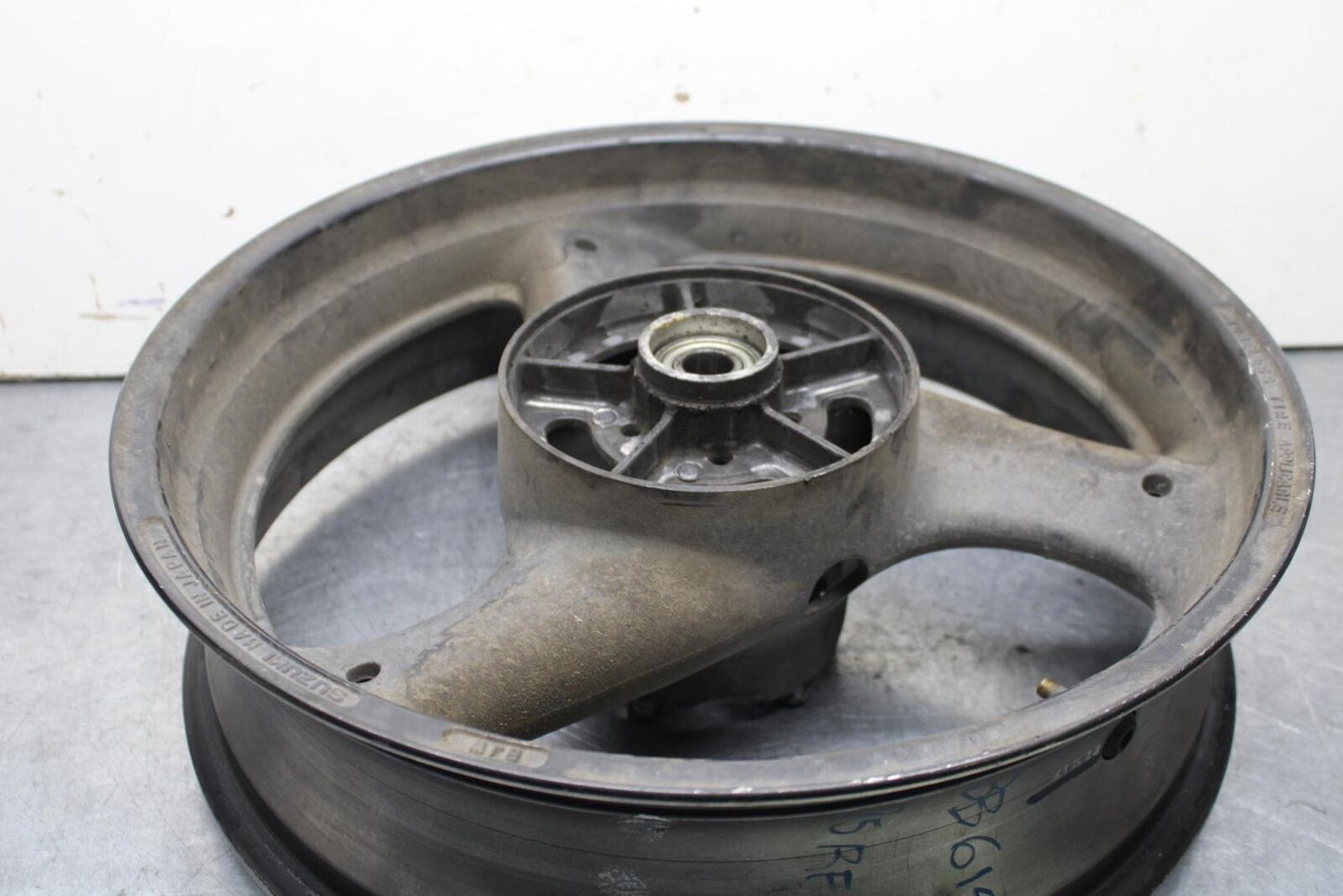 1995 Suzuki RF600R REAR BACK WHEEL BB615