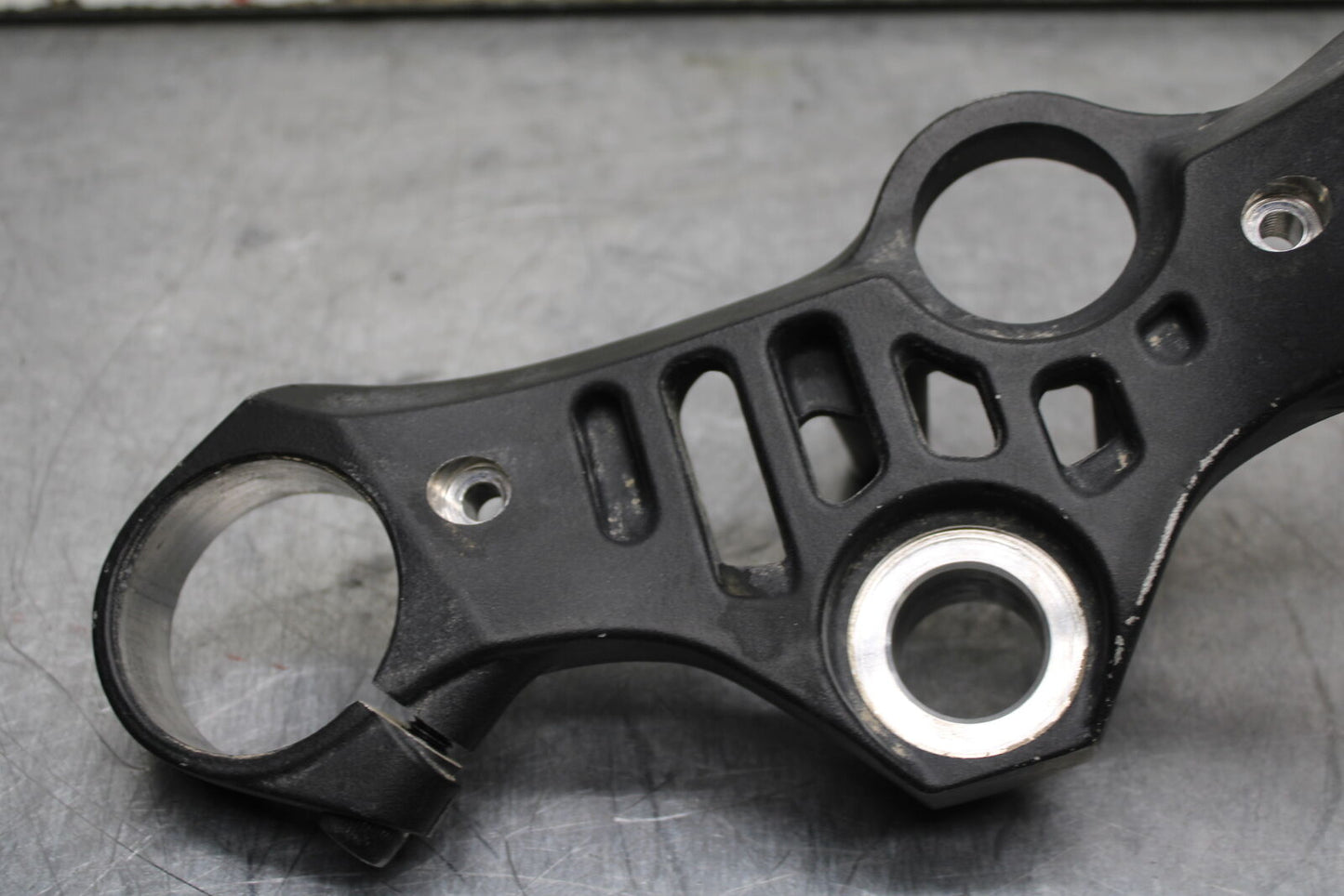 19-24 YAMAHA R3 FORKS UPPER TRIPLE TREE CLAMP BB736
