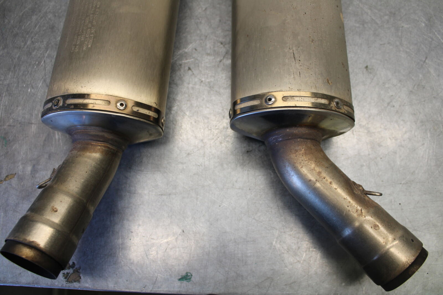 07-08 DUCATI 1098 EXHAUST PIPE MUFFLER SLIP ON CAN SILENCER BB699