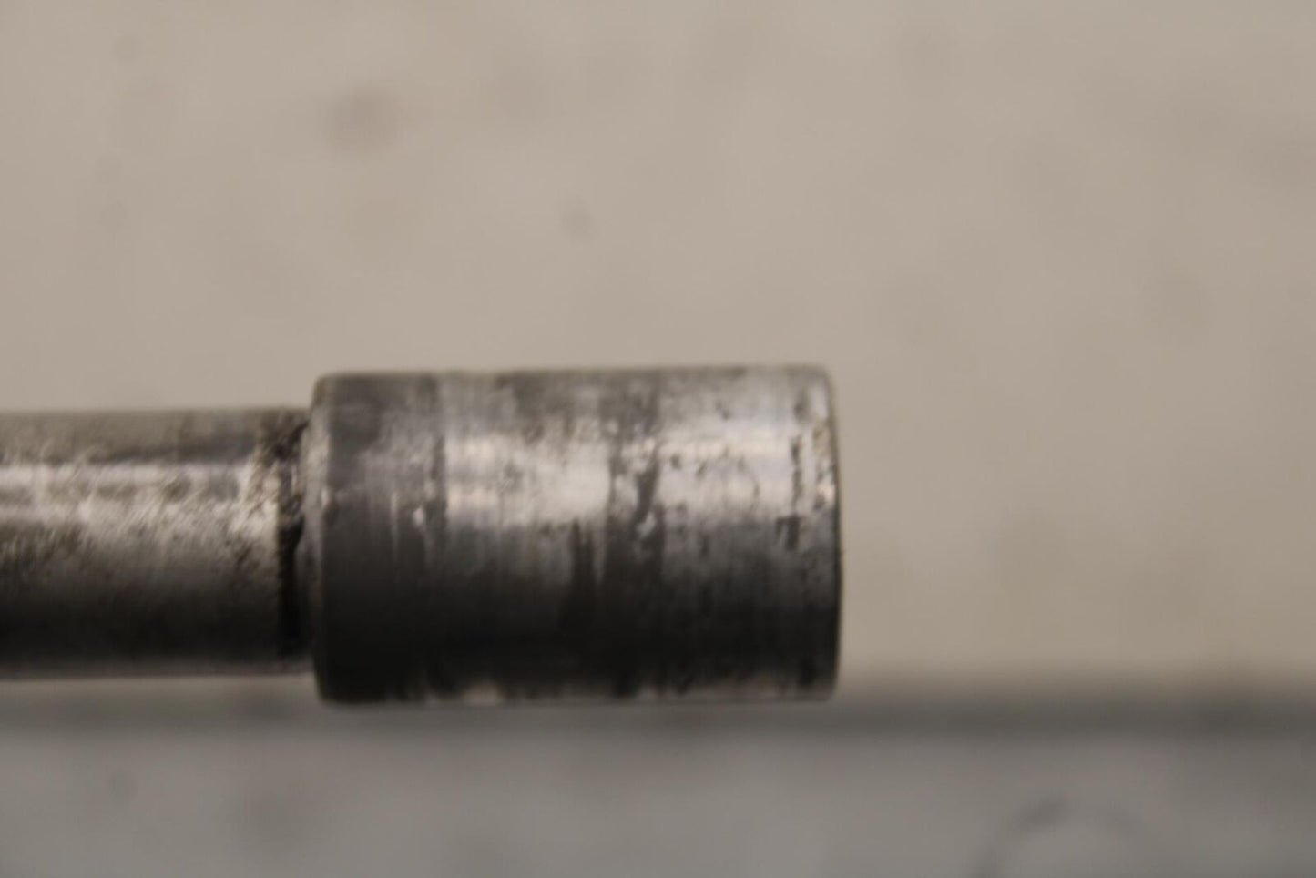 23-24 KAWASAKI NINJA ZX4R FRONT WHEEL RIM AXLE PIVOT BOLT BB638