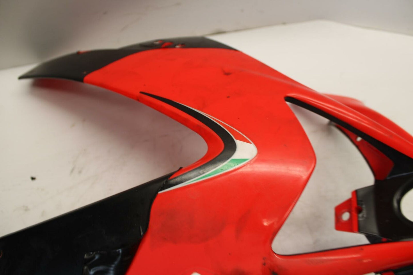 10-11 APRILIA RSV4 FRONT UPPER NOSE FAIRING COWL SHROUDBB268