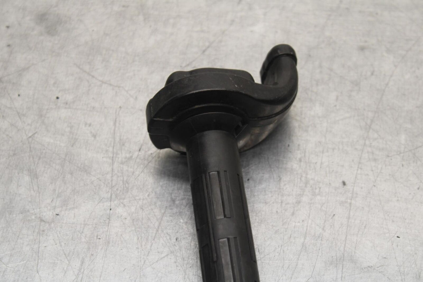 2003 Suzuki SV1000S THROTTLE CABLE LINE HOUSING GUIDE BB85