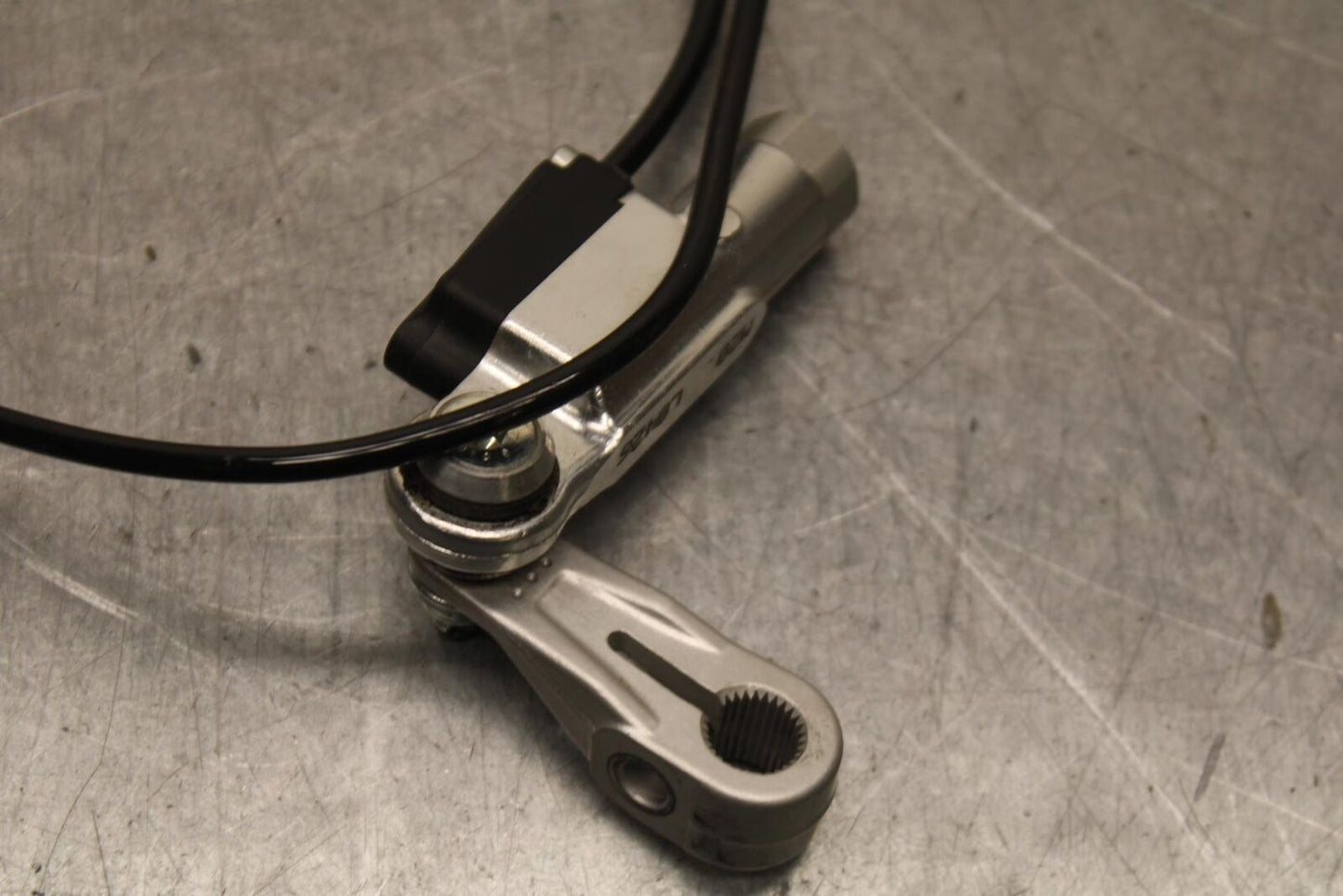 20-23 APRILIA RS660 QUICK SHIFTER BB643