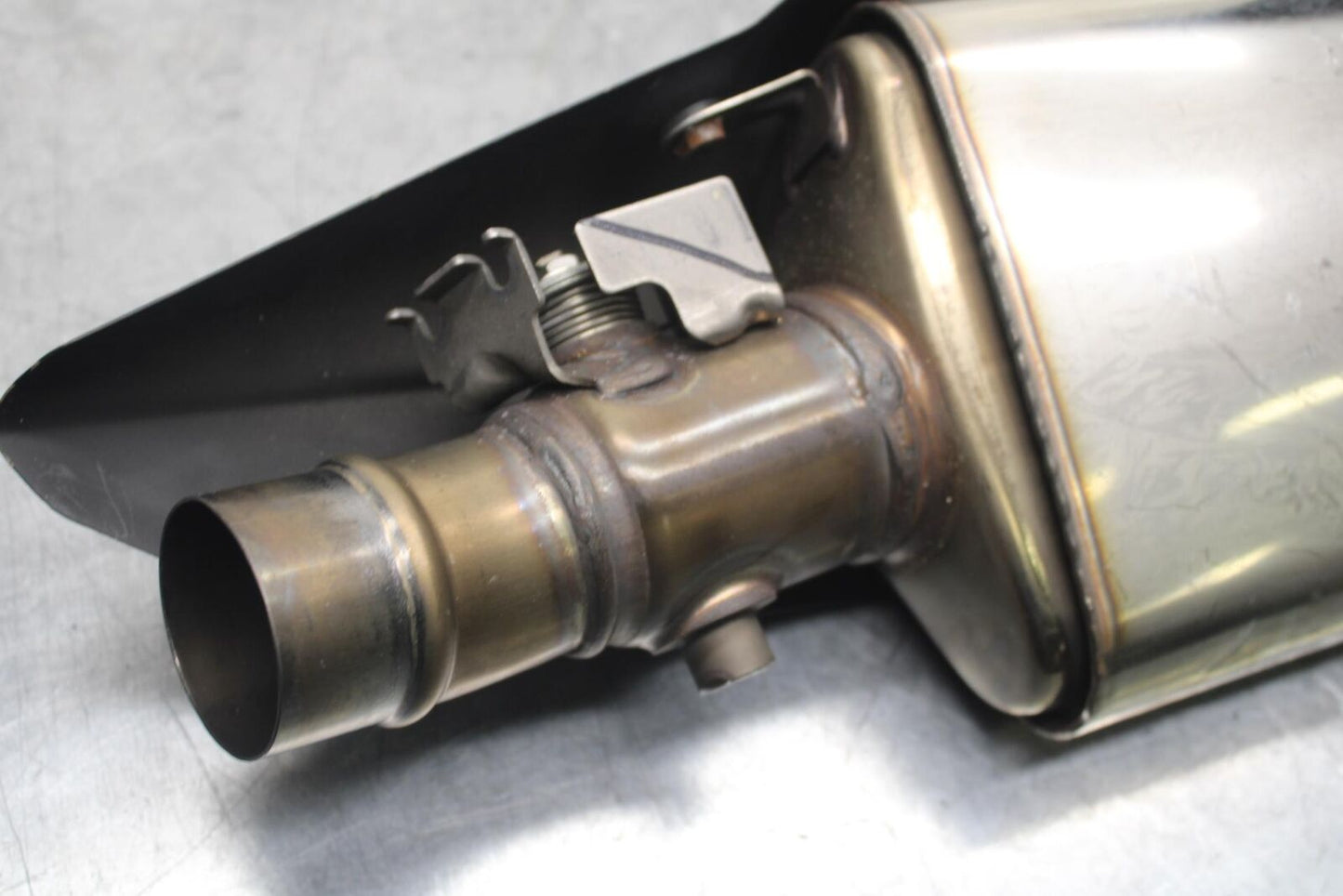 23 KAWASAKI NINJA ZX6R 636 EXHAUST PIPE MUFFLER SLIP ON CAN SILENCER BB609