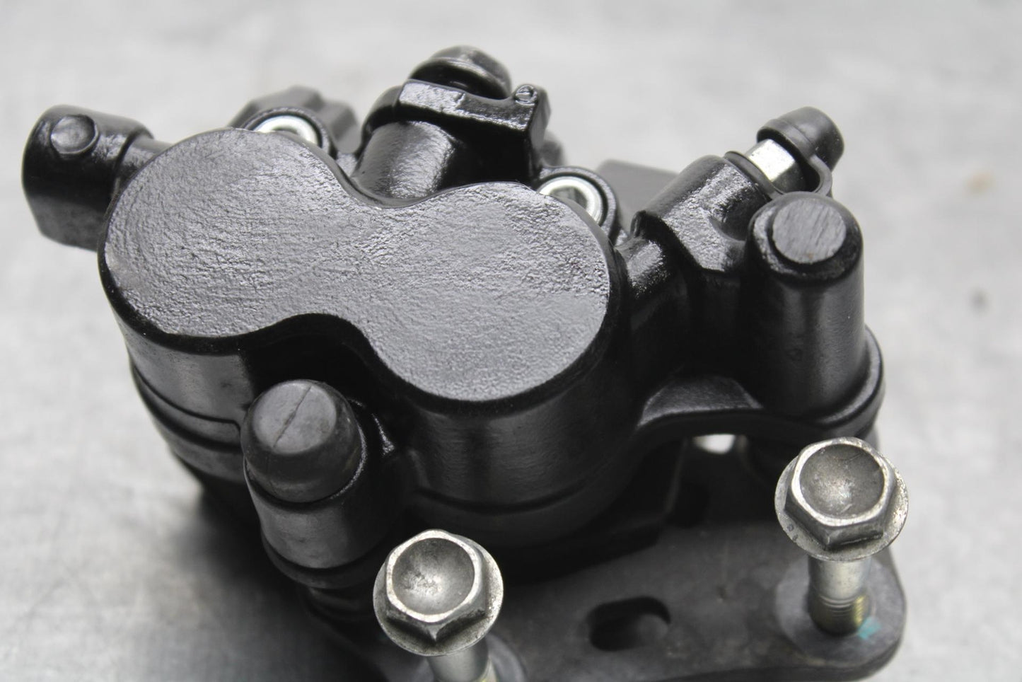 15-16 KAWASAKI EX300 FRONT BRAKE CALIPER BB635