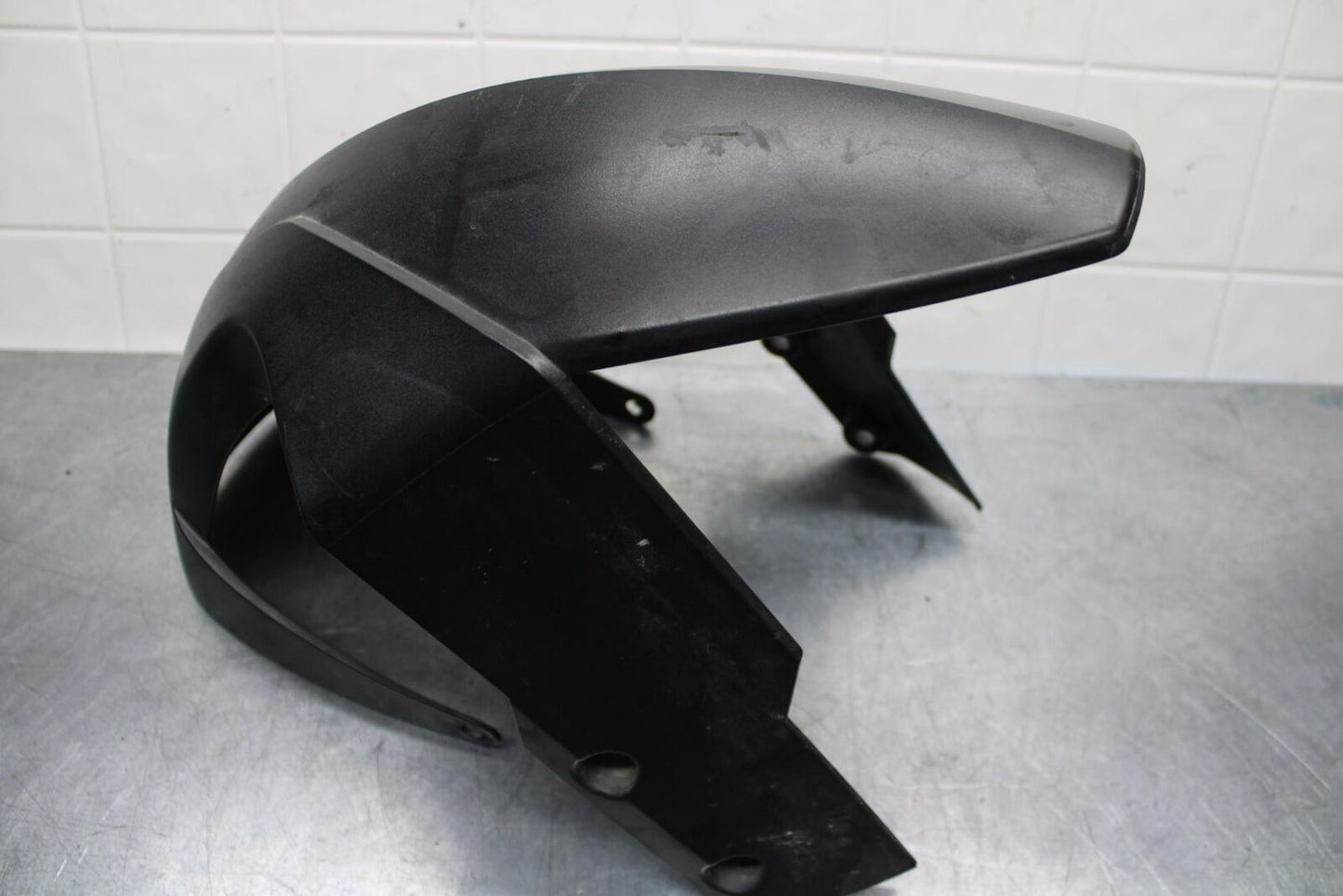 07-11 KTM 990 SUPER DUKE FRONT WHEEL FENDER COWL FAIRING BB578