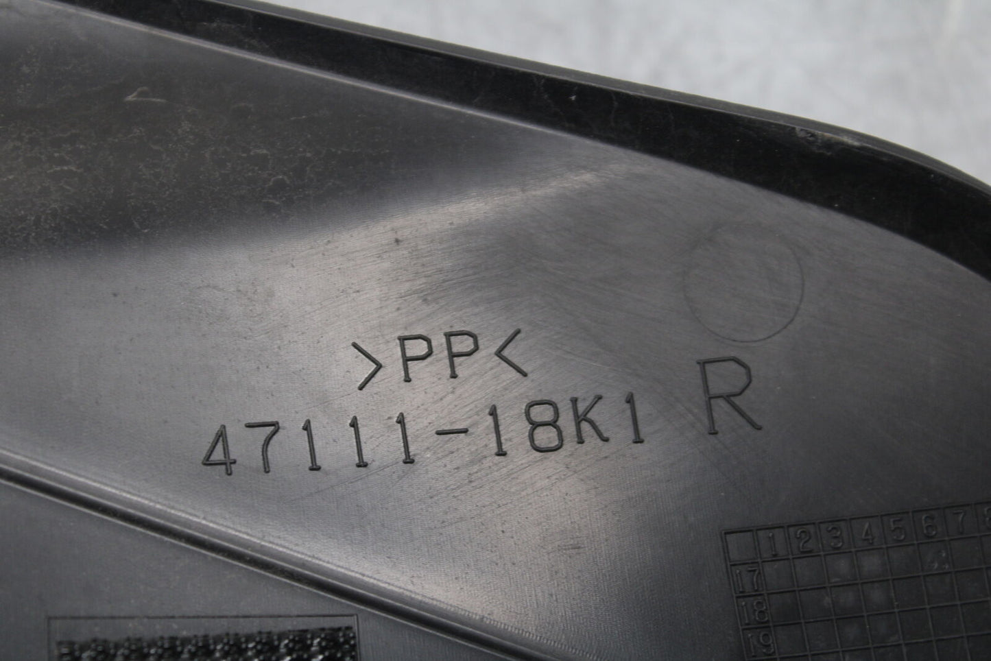 17-24 SUZUKI SV650 RIGHT GAS TANK FUEL CELL PANEL COVER TRIM COWL BB706