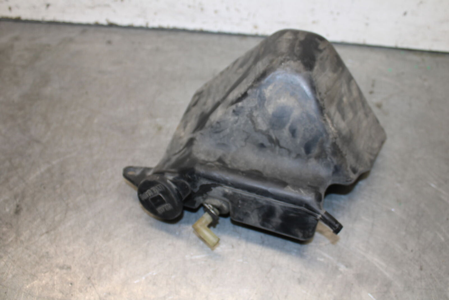93-00 HONDA GOLDWING 1500 GL1500SE COOLANT WATER TANK RESERVOIR BOTTLE BB700