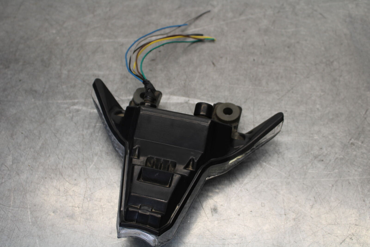 16 KAWASAKI NINJA ZX10R REAR TAIL TAILLIGHT BACK BRAKE LIGHT 23025-0332 BB650