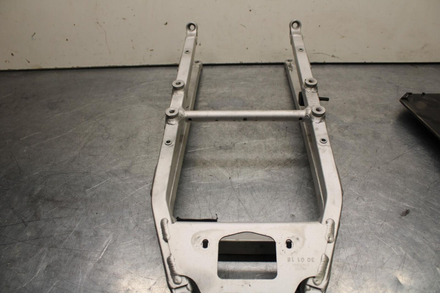 15-19 APRILIA RSV4 RF REAR SUBFRAME BACK SUB FRAME BB611