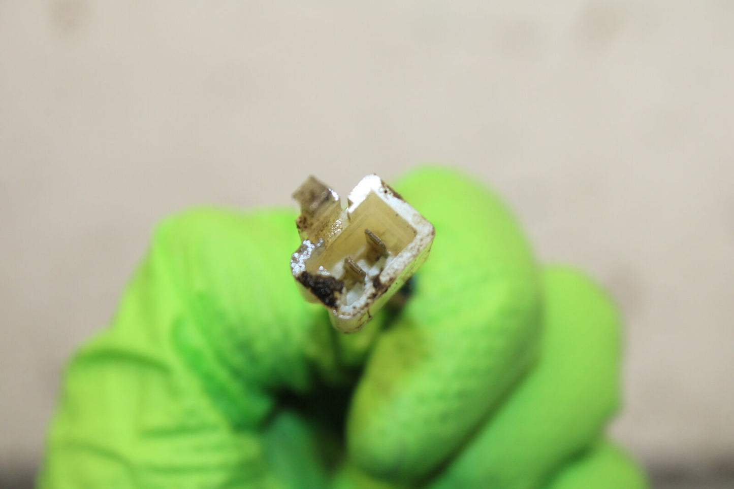 12-13 KAWASAKI Z1000 RIGHT REARSET REAR SET DRIVER FOOT PEG REST STOP BB743