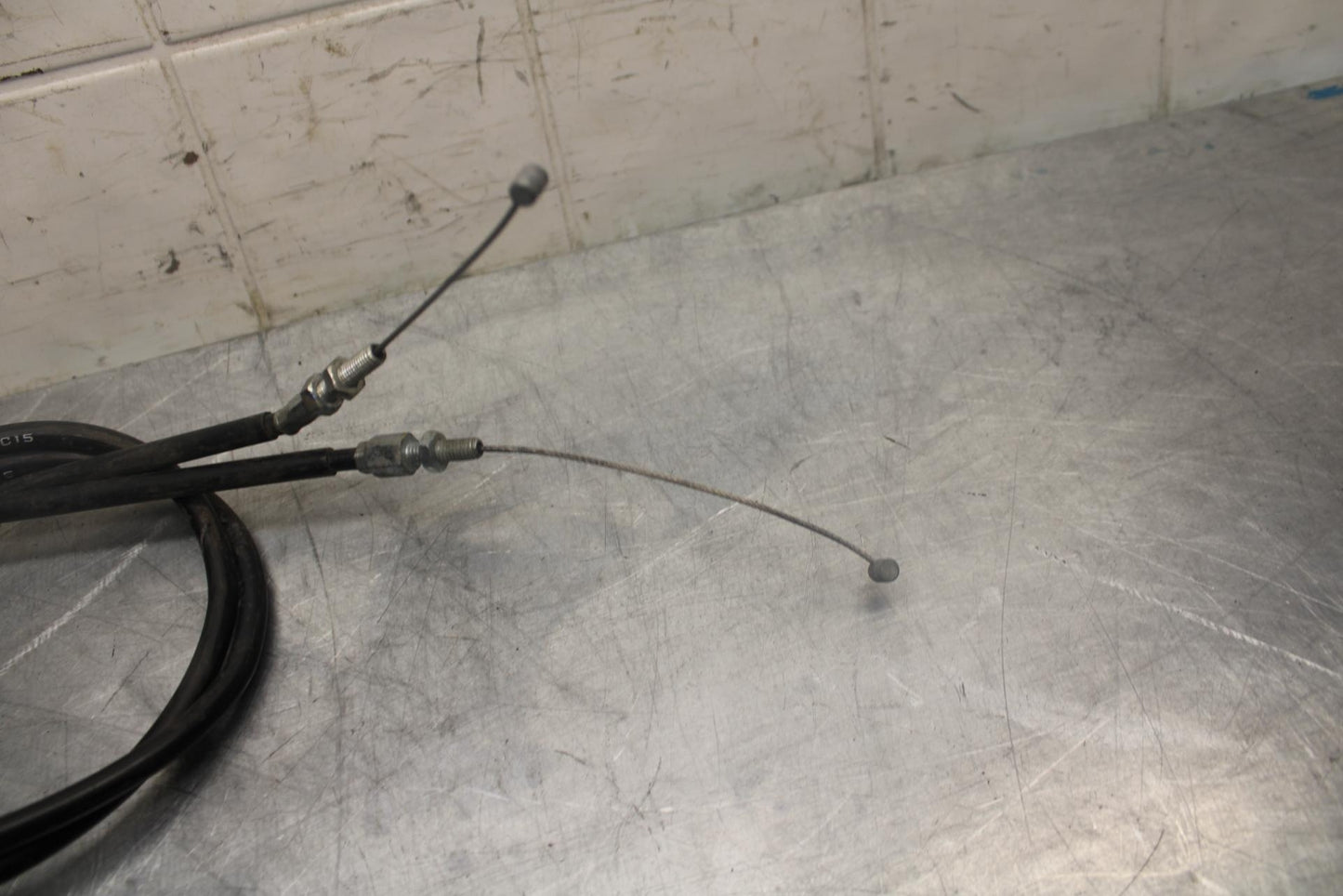 05 YAMAHA YZF R6S THROTTLE CABLES LINES BB462