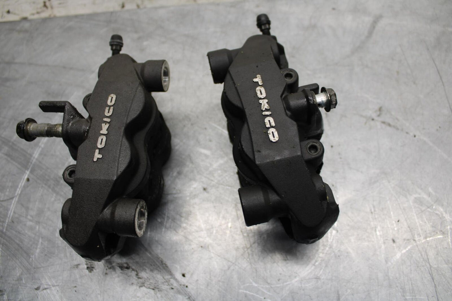 2008 Suzuki GSXR1000 RIGHT LEFT FRONT BRAKE CALIPER SET PAIR CALIPERS BB519
