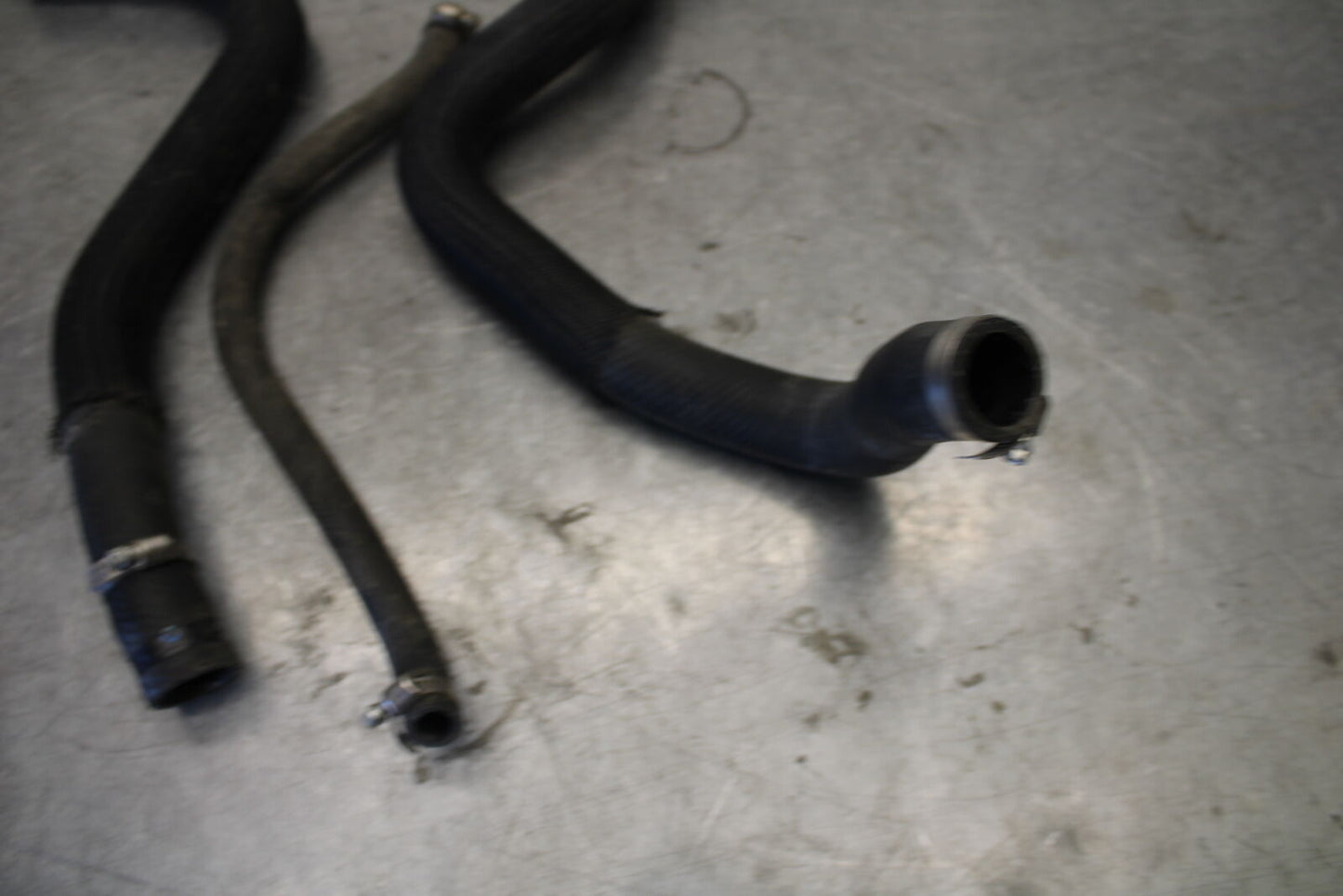 04 SUZUKI GSXR600 RADIATOR HOSES ENGINE COOLANT WATER PIPES HOSE SET BB676