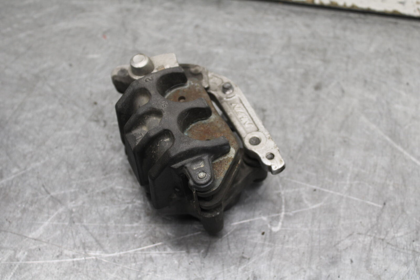 14-16 TRIUMPH AMERICA LT LEFT FRONT BRAKE CALIPER BB720