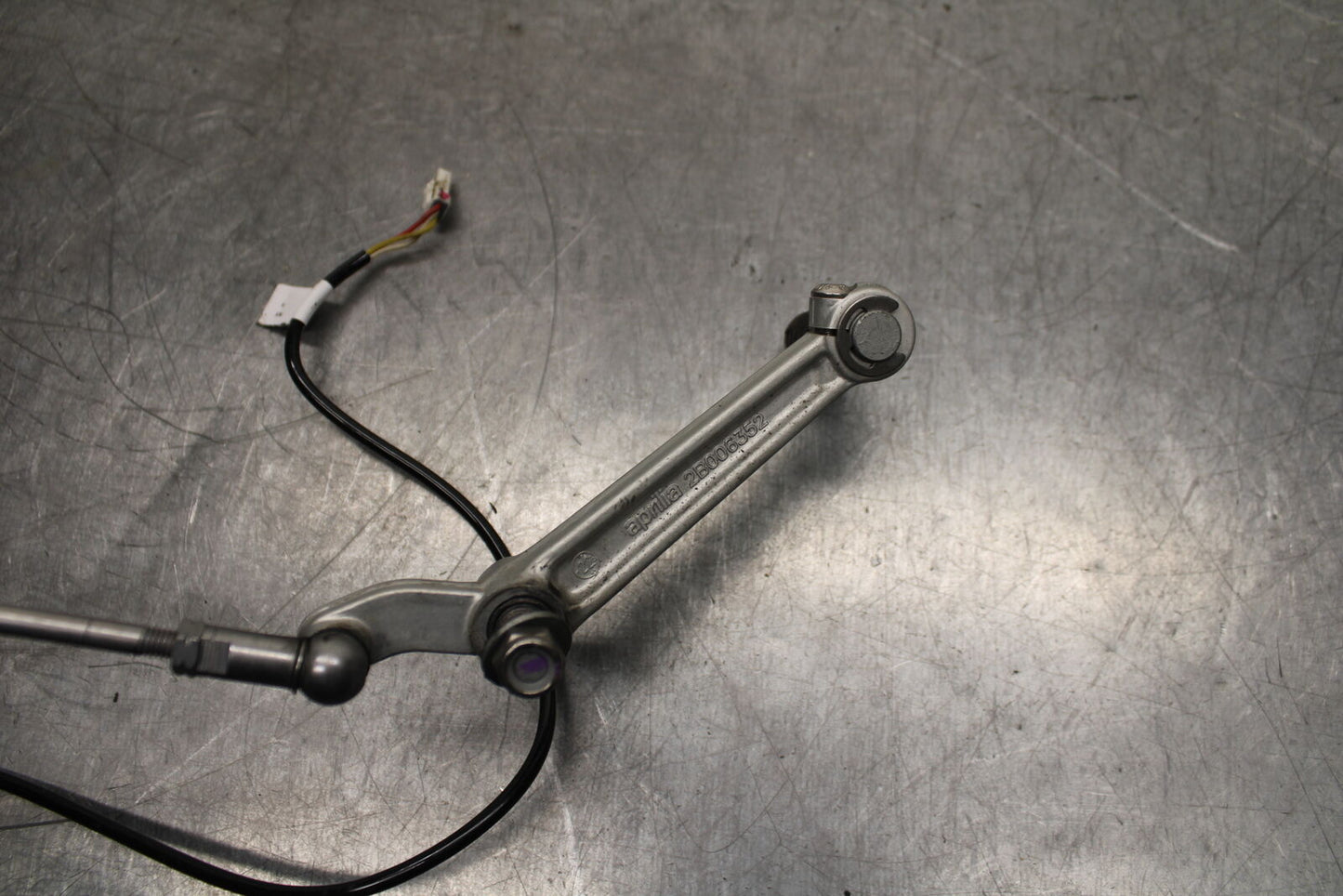 21-24 APRILIA TUONO 660 FACTORY QUICK SHIFTER LINKAGE SHIFT LINK PEDAL BB733