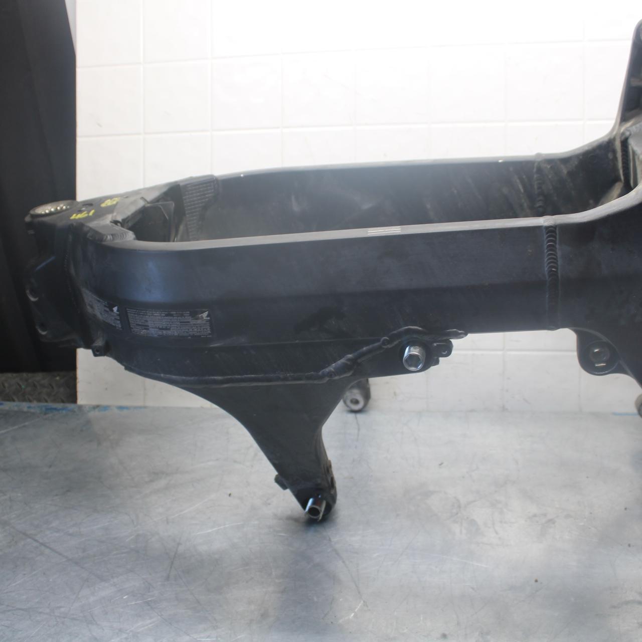 00-01 HONDA RVT1000R SP1 RC51 FRAME CHASSIS BB461