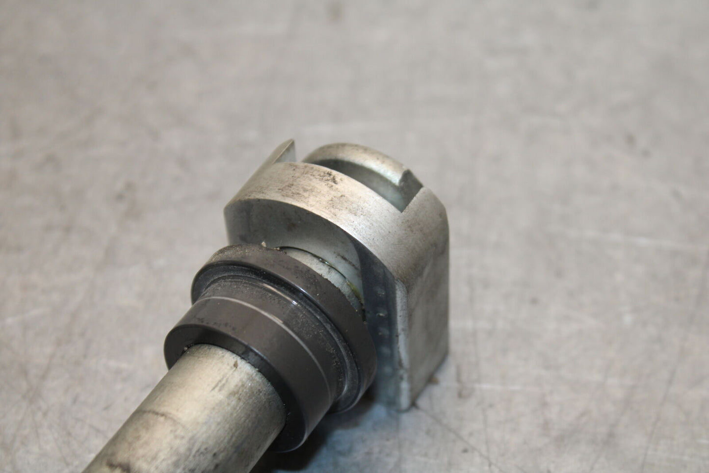 19-21 TRIUMPH SPEED TWIN 1200 REAR AXLE T2015060 BB653