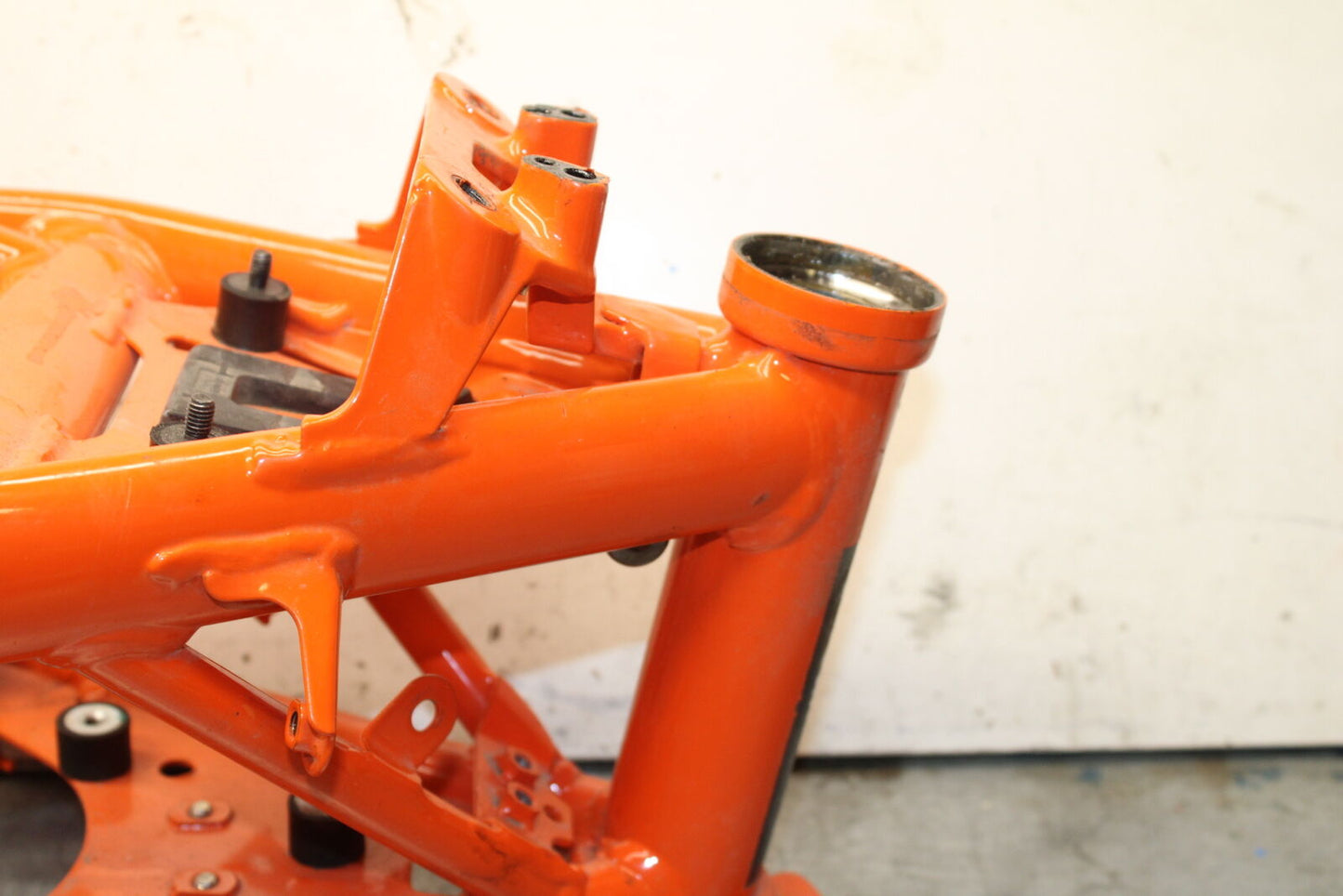 17-24 KTM 390 DUKE FRAME CHASSIS BB734