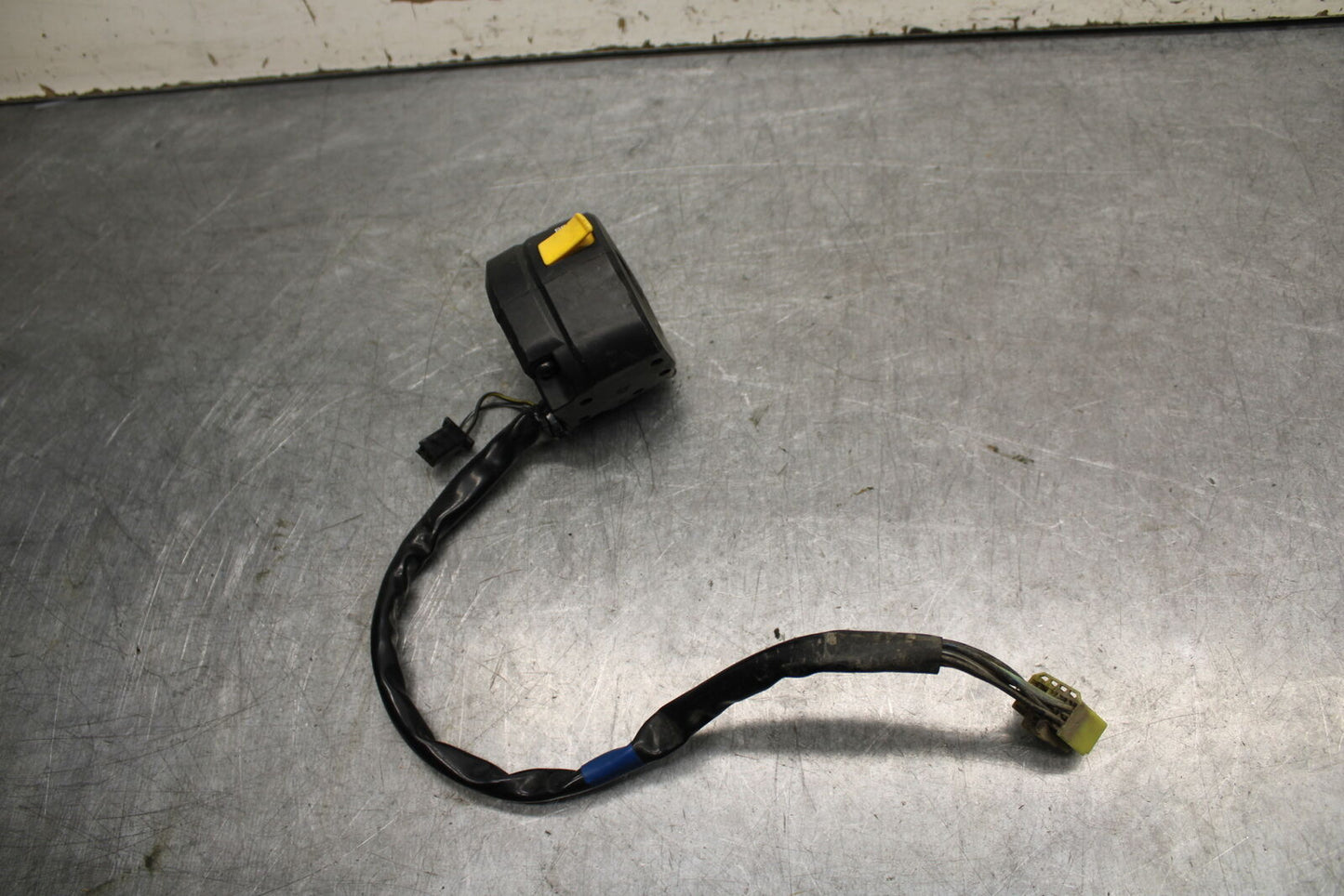 06-07 SUZUKI GSXR750 LEFT CLIP ON HANDLE HORN SIGNALS SWITCH SWITCHES BB670