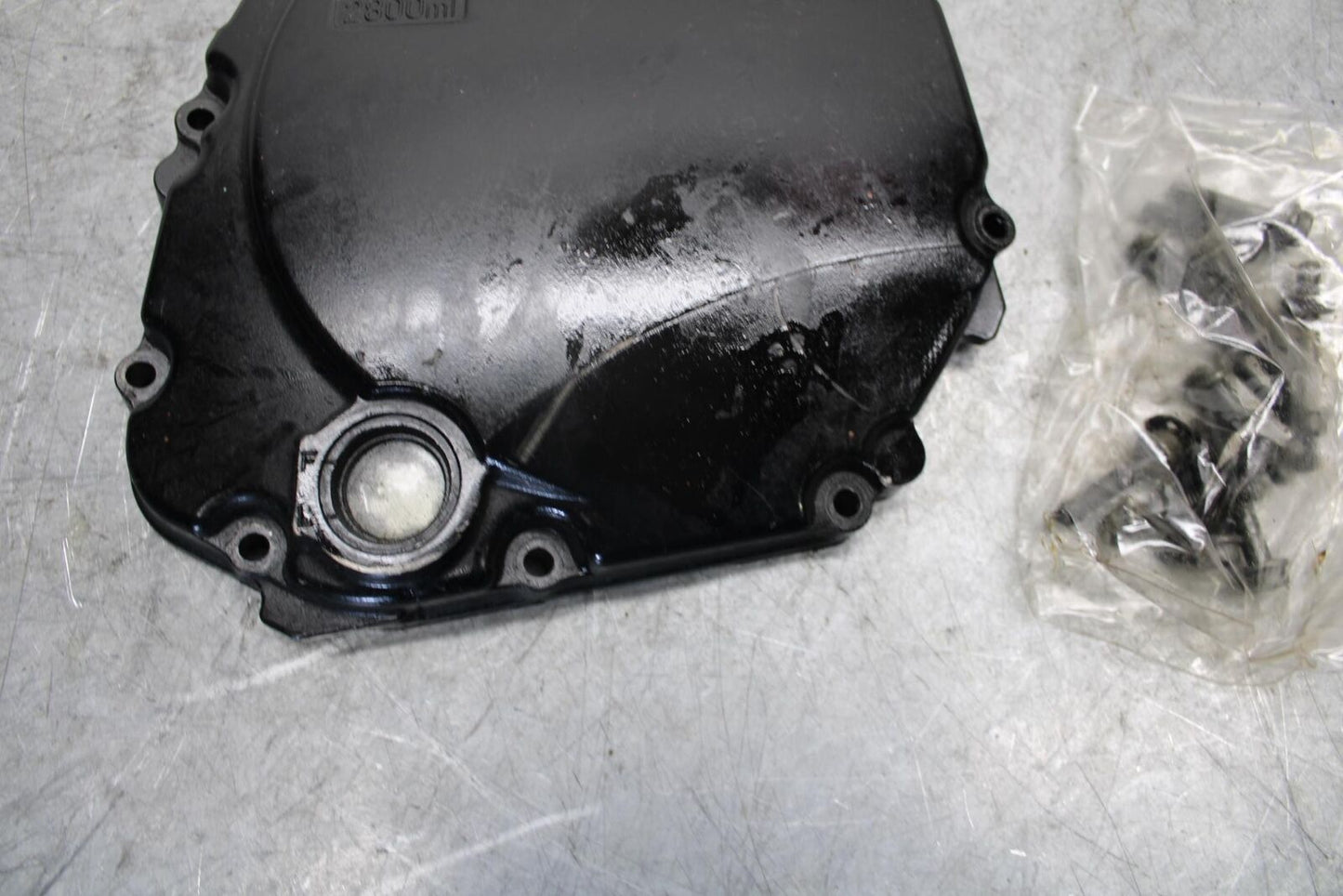 2001 Suzuki GSXR1000 CLUTCH SIDE ENGINE MOTOR COVER 11340-40F00 BB52