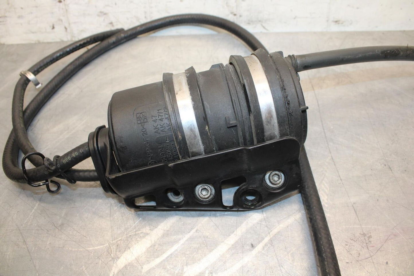 2010 Aprilia RSV1000R EVAP VAPOR CHARCOAL EMISSION CANISTER BB513
