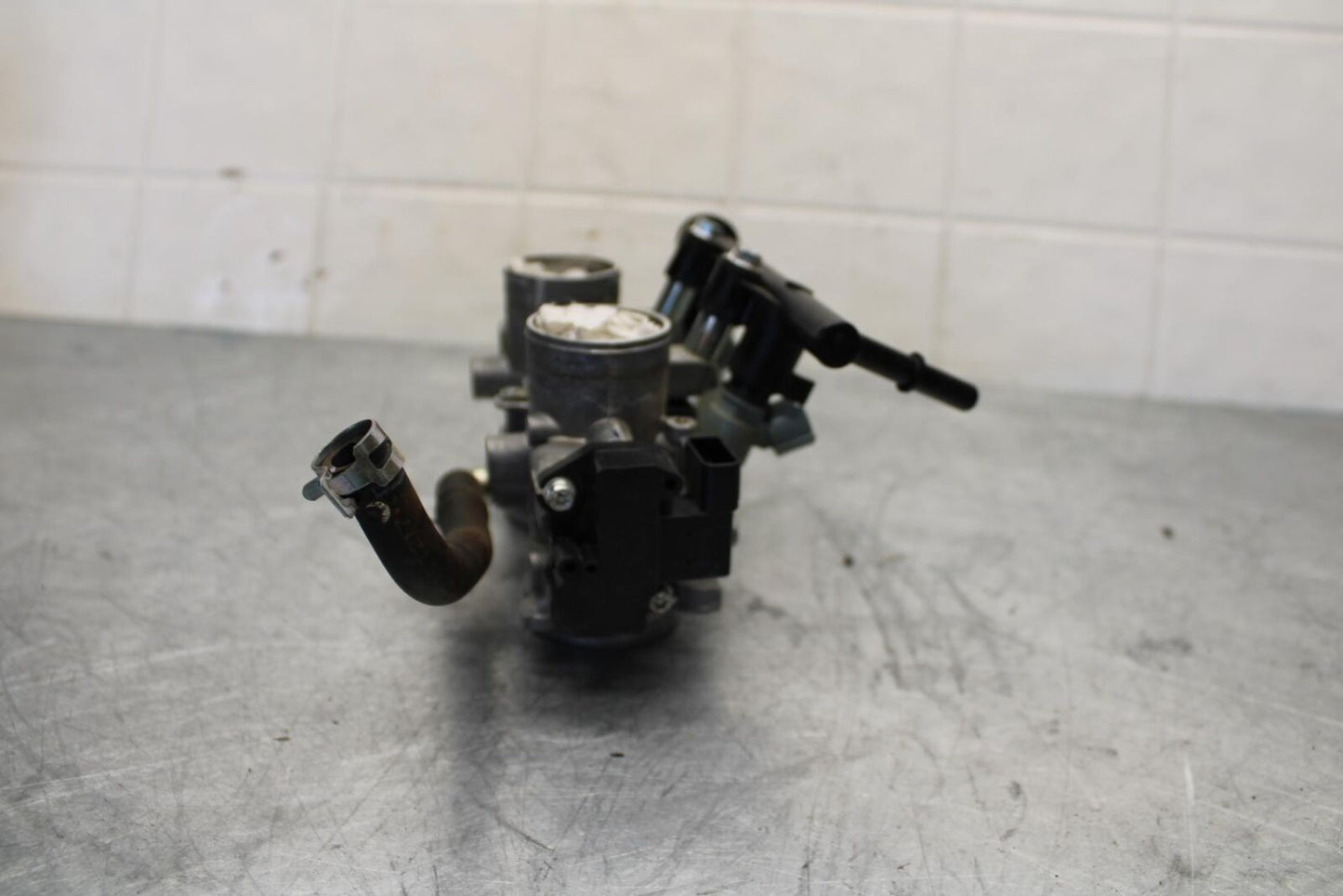 17-18 YAMAHA YZF R3 MAIN FUEL INJECTORS / THROTTLE BODIES BB438