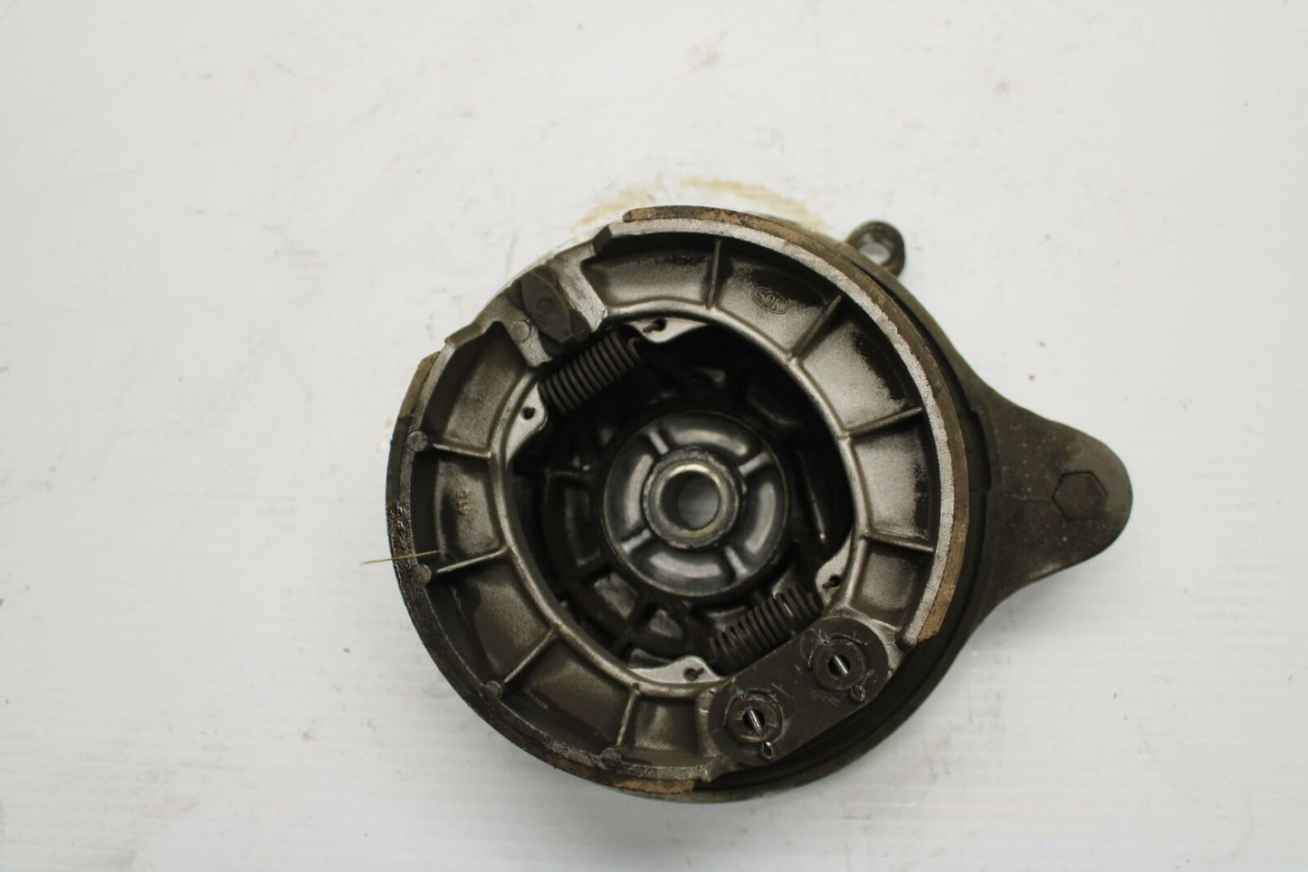 84-85 HONDA V30 MAGNA REAR BRAKE HUB BB251