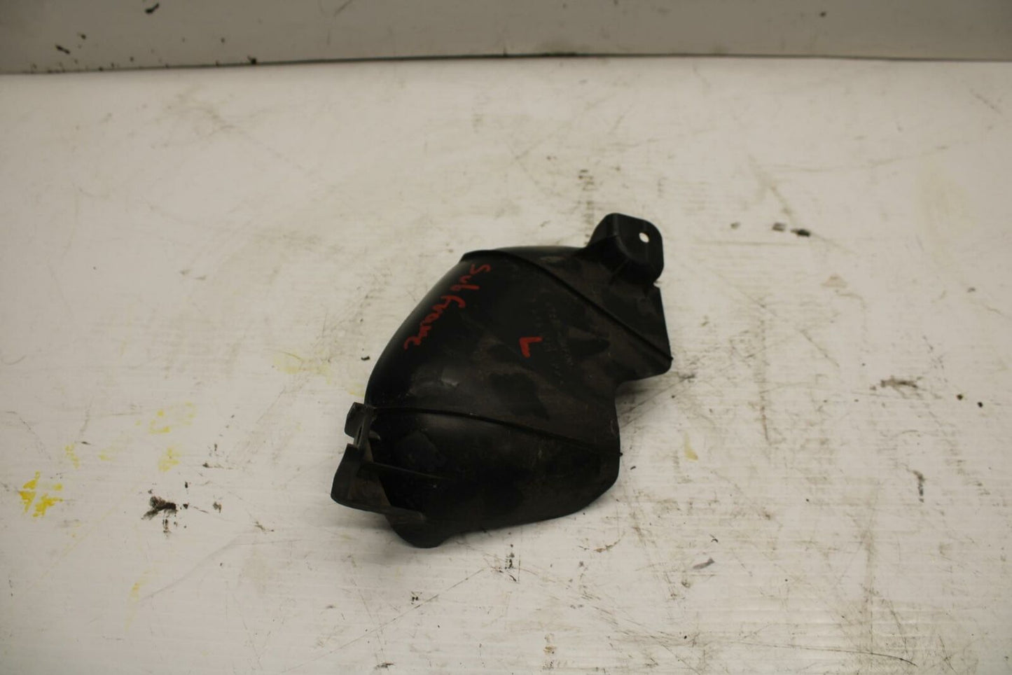 00-07 SUZUKI HAYABUSA LEFT SUB FRAME SIDE COVER COWL PANEL TRIM  BB281