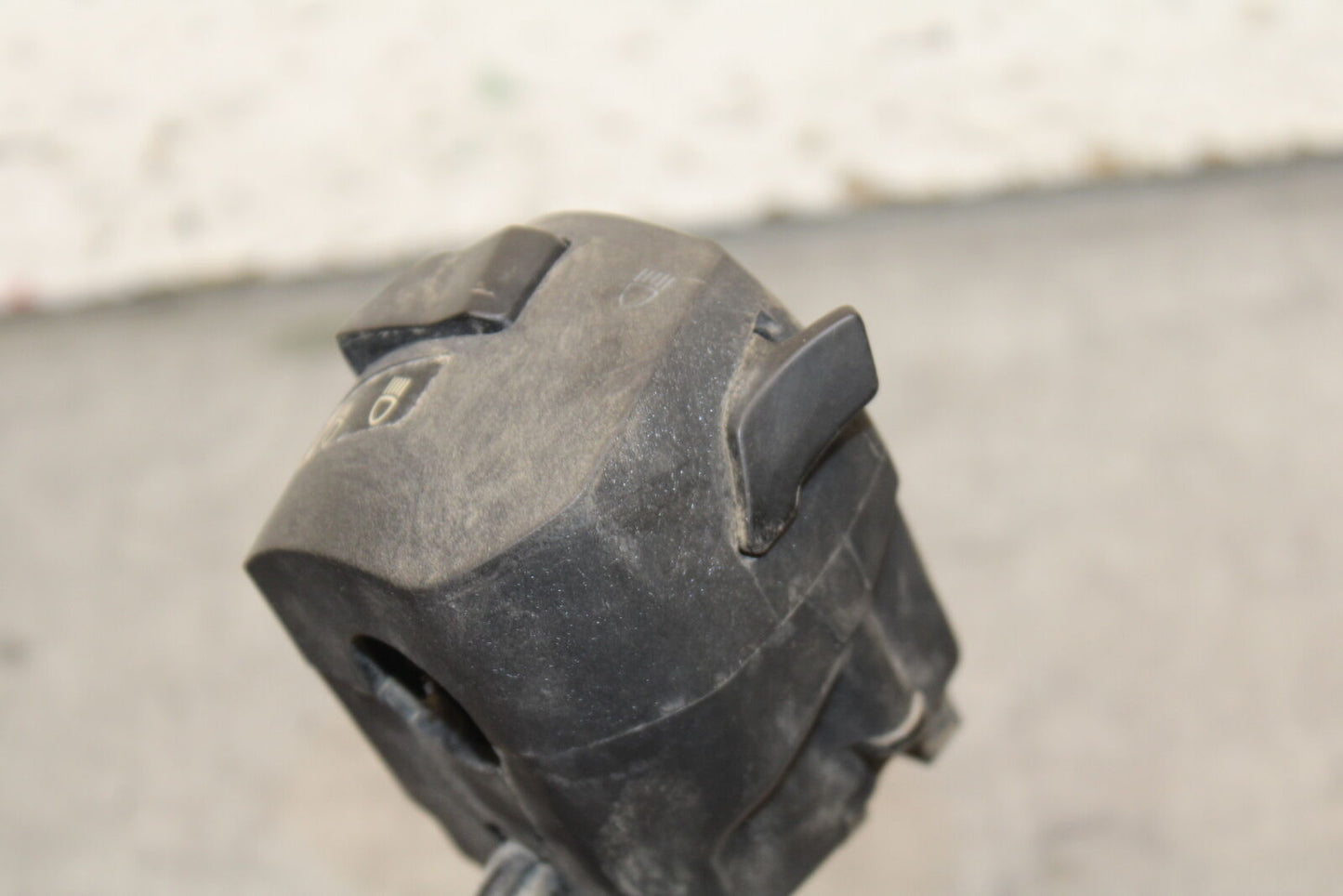 13-16 KTM 390 DUKE LEFT CLIP ON HANDLE HORN SIGNALS SWITCH SWITCHES BB748