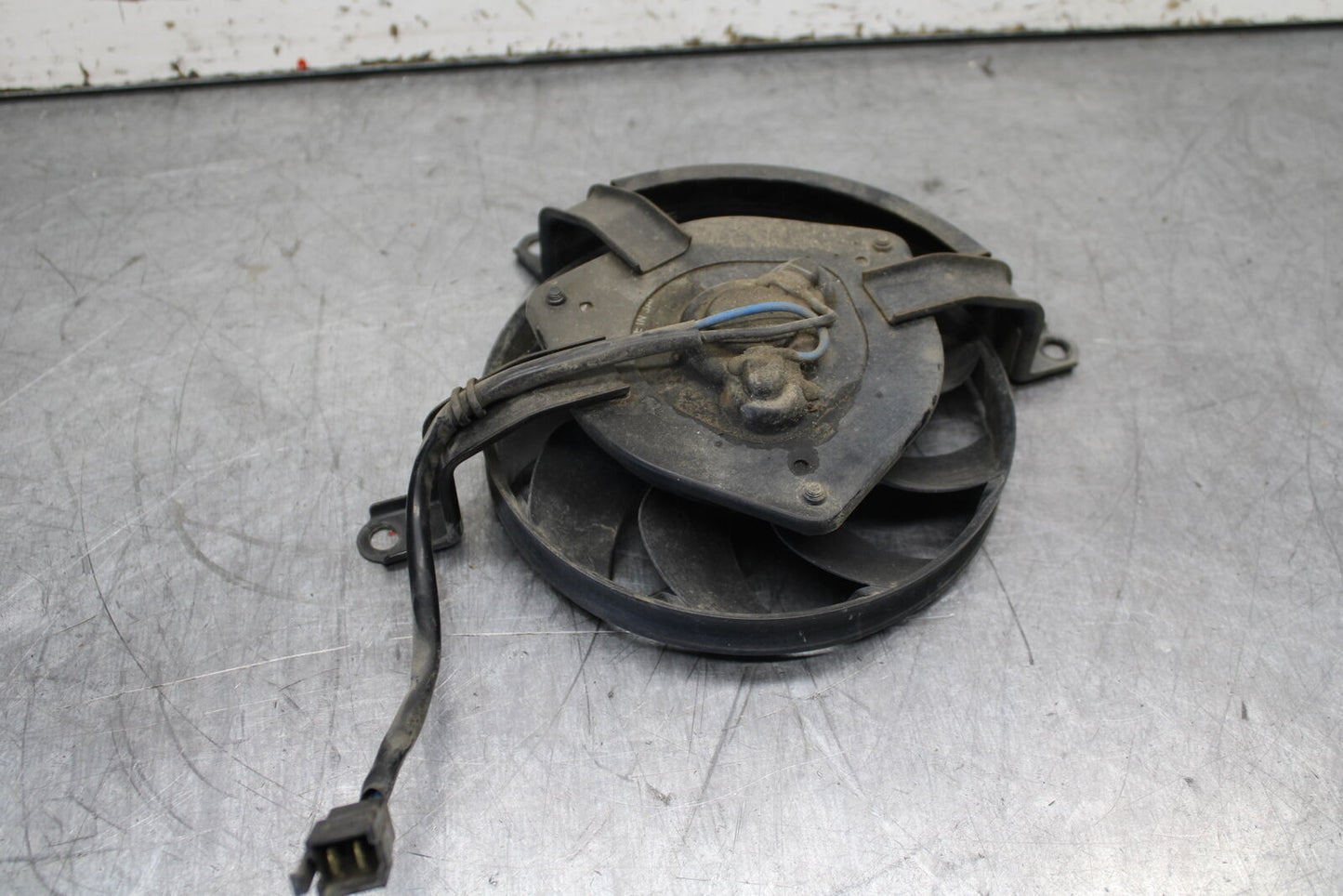 12-17 KAWASAKI ER-6N Z650 ENGINE RADIATOR COOLING FAN BB709