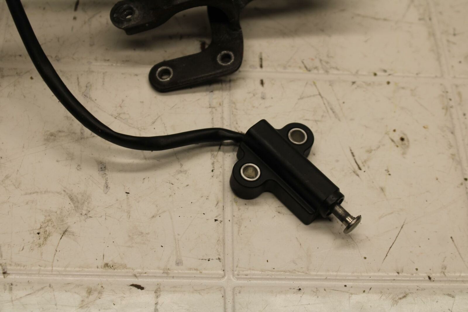 01 SUZUKI GSXR1000 KICKSTAND SIDE KICK STAND BB10