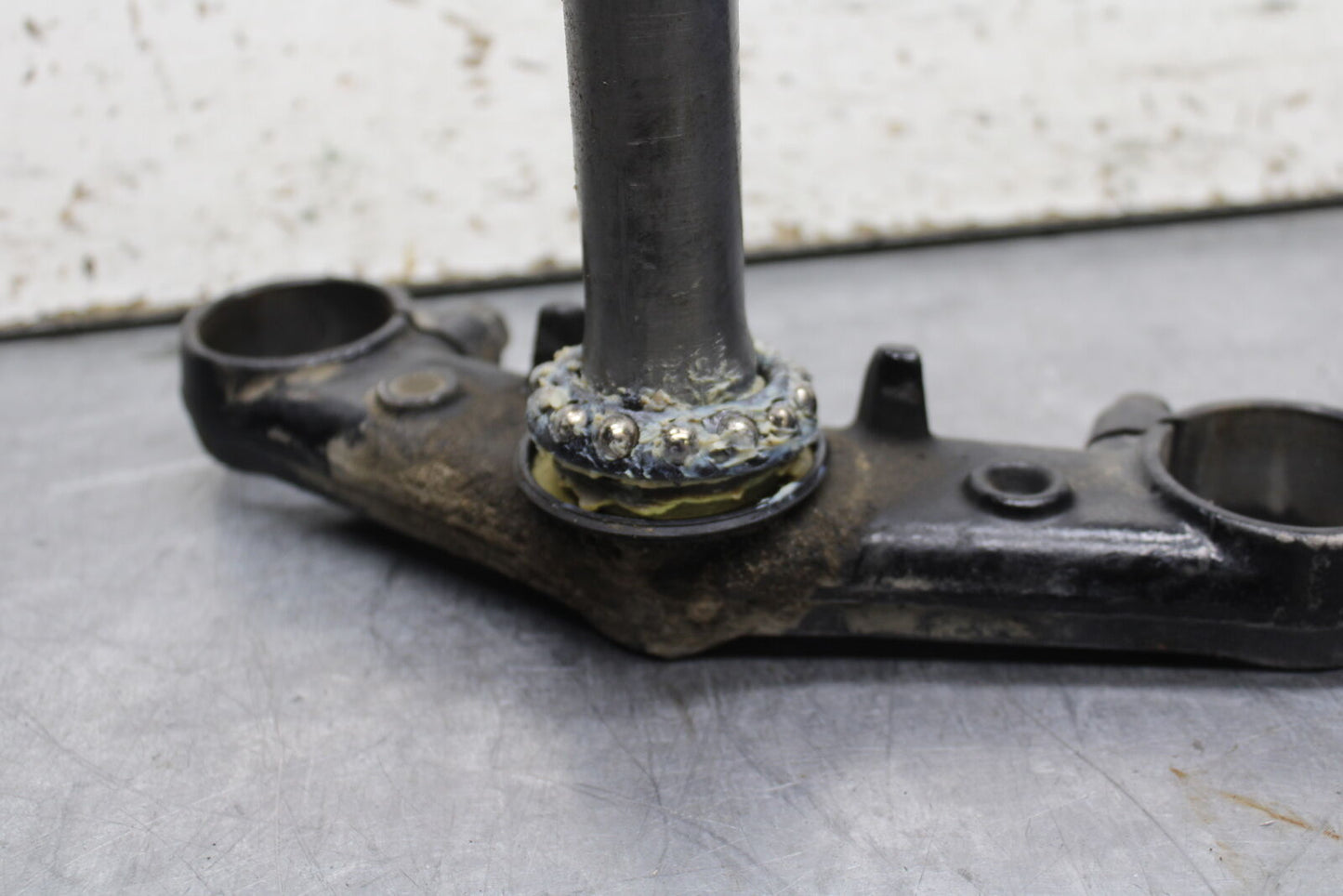 01-06 HONDA CBR600F4I FRONT FORKS CLAMP LOWER TRIPLE TREE STEM BB115