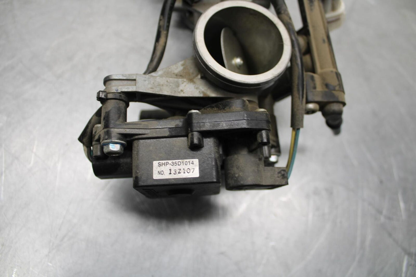 11-14 KAWASAKI VERSYS 650 LE 650C MAIN FUEL INJECTORS / THROTTLE BODIES BB498