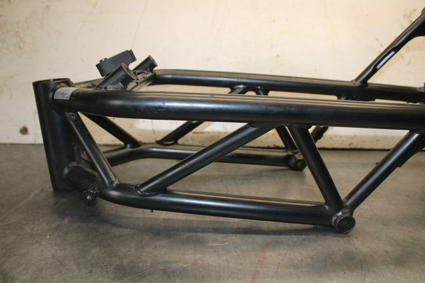 12-13 DUCATI STREETFIGHTER 848 FRAME CHASSIS BB705