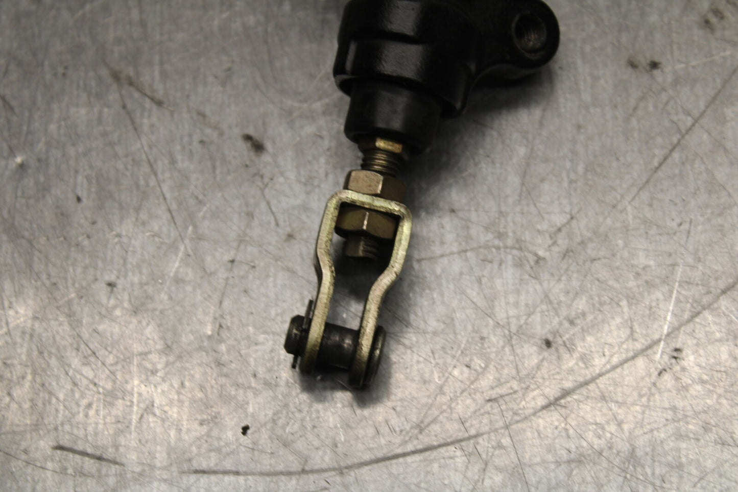 03-04 TRIUMPH DAYTONA 600 REAR BACK BRAKE MASTER CYLINDER W RESERVOIR BB745