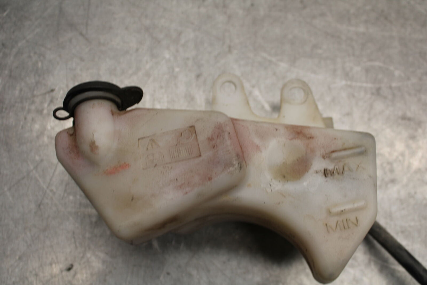 09-11 TRIUMPH DAYTONA 675 COOLANT WATER TANK RESERVOIR BOTTLE BB652