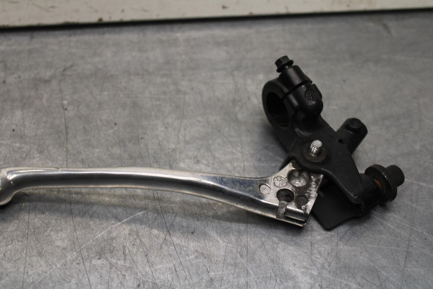 01-06 HONDA CBR600F4I CLUTCH PERCH MOUNT WITH LEVER BB626