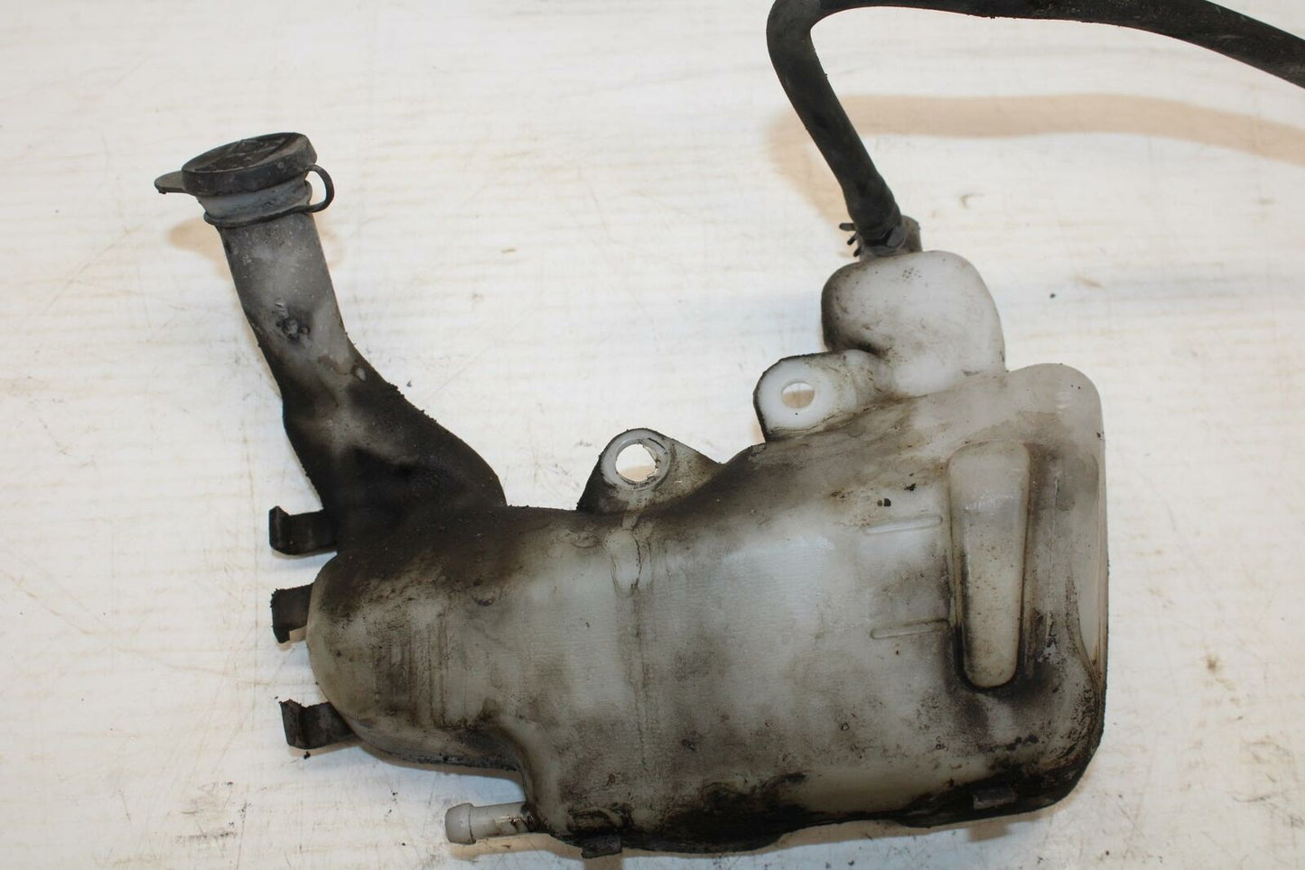 07-16 TRIUMPH STREET TRIPLE COOLANT WATER TANK RESERVOIR BOTTLE BB356