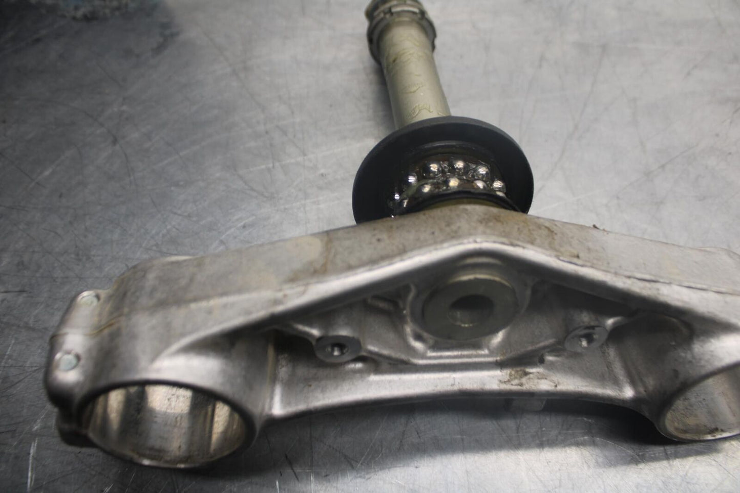 15-21 SUZUKI GSXR600 FRONT FORKS CLAMP LOWER TRIPLE TREE STEM BB460