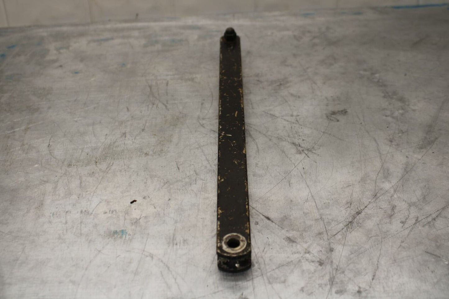 85 YAMAHA RZ500 REAR BACK BRAKE TORQUE ROD SHAFT BAR BB27 B