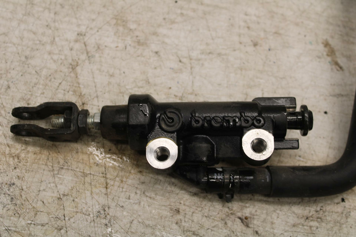 16-21 YAMAHA XSR900 REAR BACK BRAKE MASTER CYLINDER W RESERVOIR BREMBO BB362