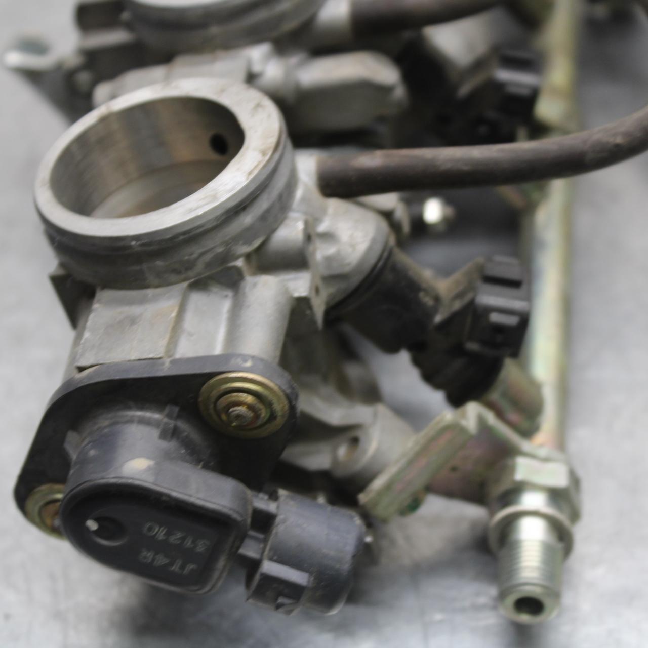 01-06 HONDA CBR600F4I MAIN FUEL INJECTORS / THROTTLE BODIES BB644
