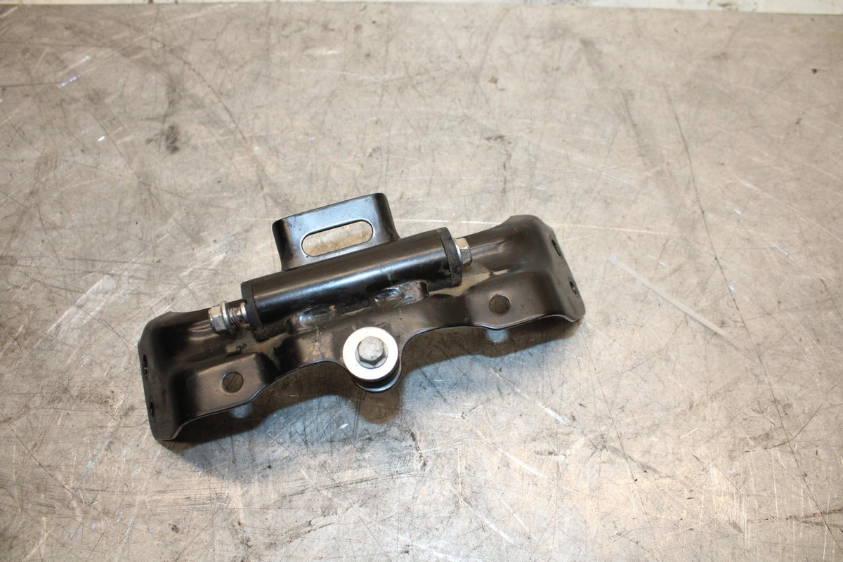 2016 Honda CBR500R GAS TANK FUEL CELL PETROL RESERVOIR BRACKET MOUNT BB45