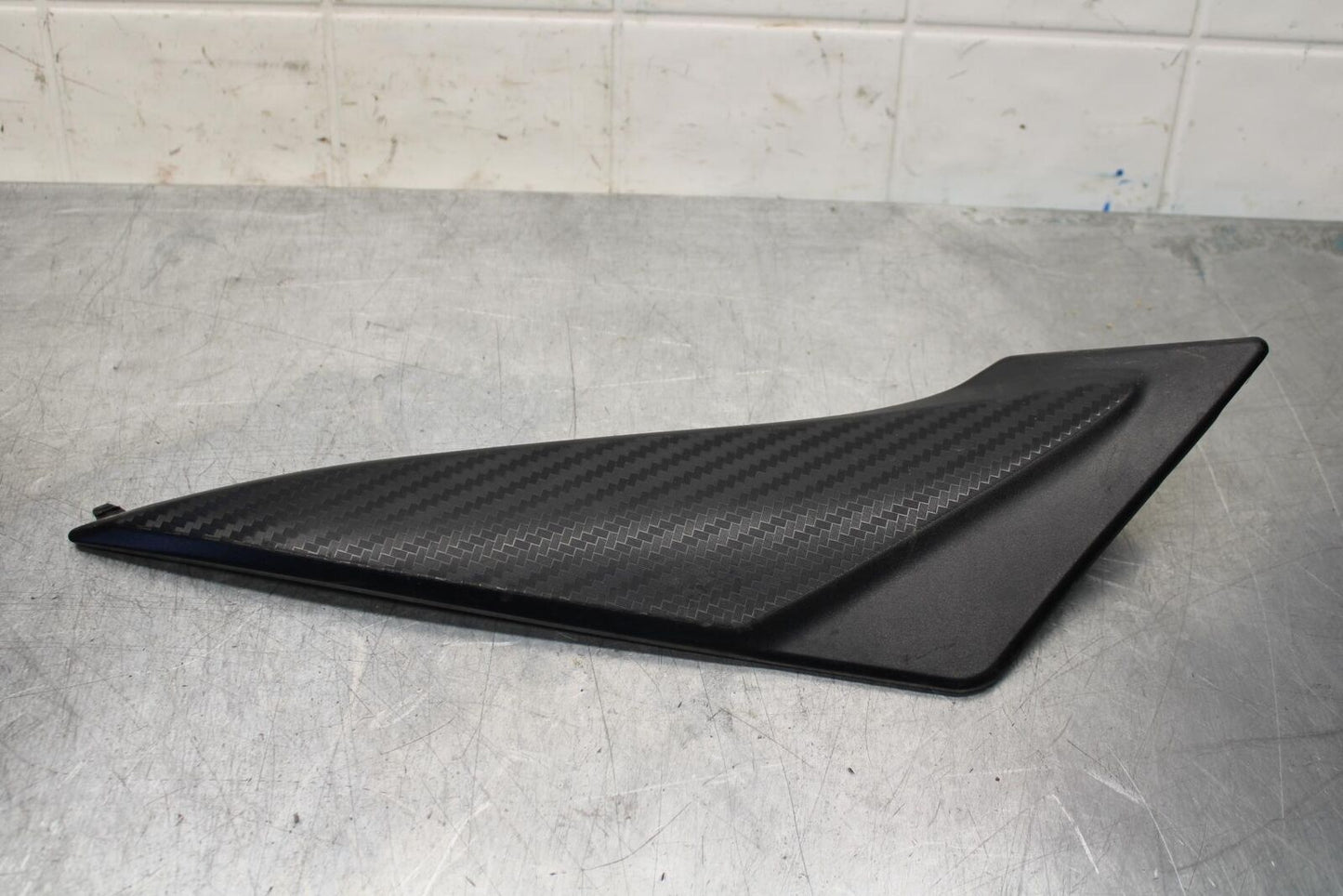 2017 Suzuki GSXR600 RIGHT LEFT FRONT SIDE SEAT PANELS TRIMS COWLS FAIRINGS BB59