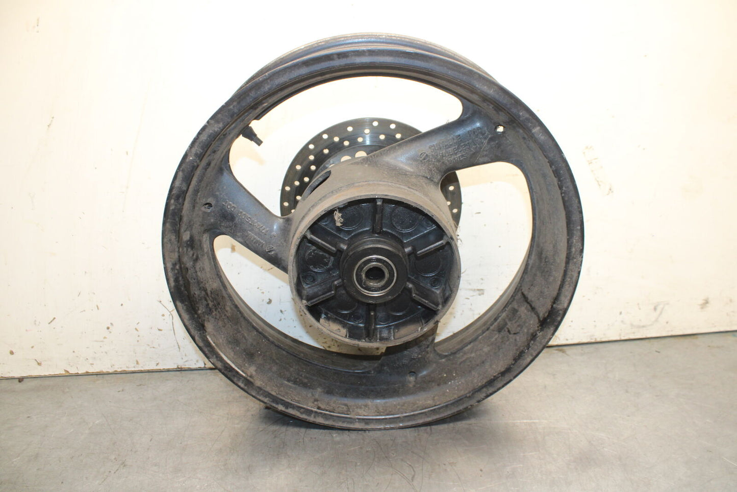 96-07 YAMAHA YZF600R REAR WHEEL BACK RIM AND ROTOR BB746