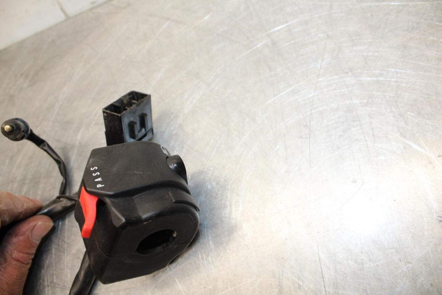 06-07 TRIUMPH DAYTONA 675 DAYTONA 675 LEFT CLIP ON HANDLE SIGNALS SWITCH BB441