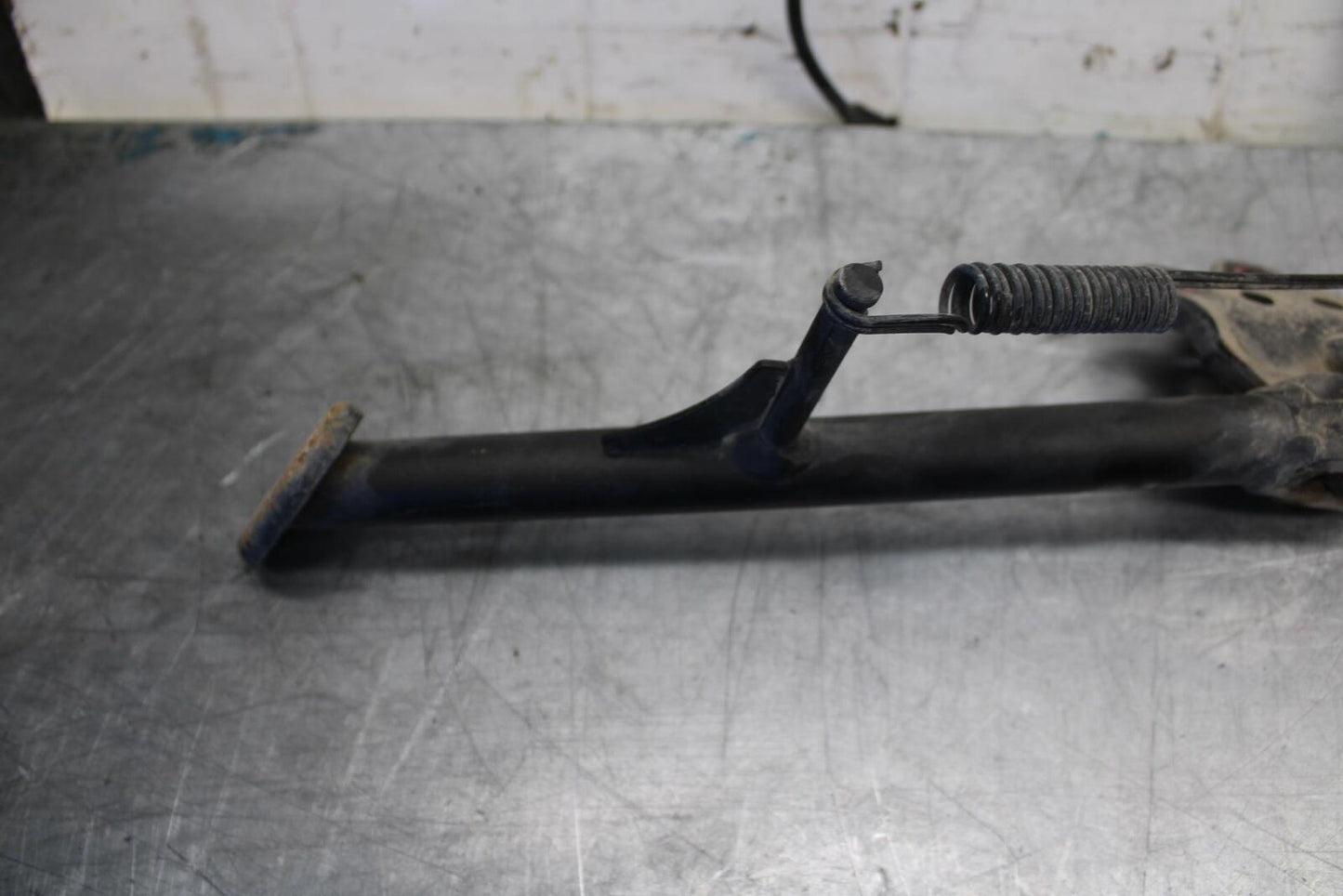 18 KAWASAKI Z 400 KICKSTAND SIDE KICK STAND BB469